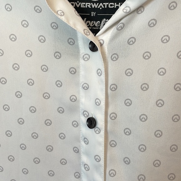 Blizzard Overwatch Classic Print Sleeveless Button up Blouse - Picture 9 of 10